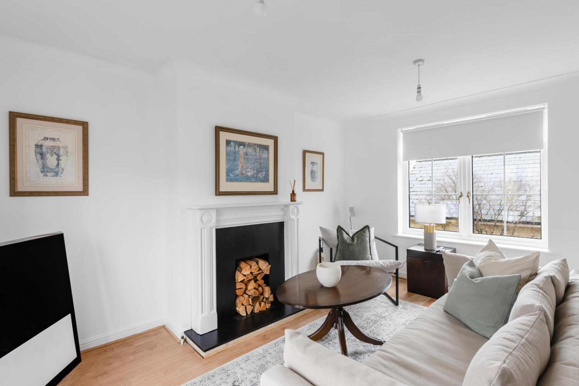 Luxurious 3 Bed House With Free Parking, Close To The Train Station & Town Braintree Dış mekan fotoğraf
